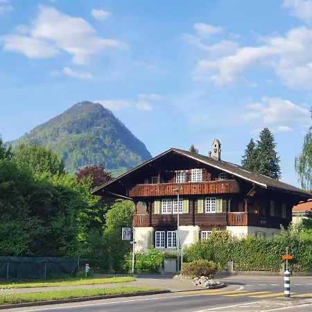 Zentral Gelegene Wohnung Mit Grossem Garten Interlaken Room photo